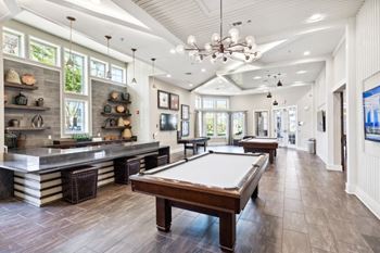 Recreation room with pool table